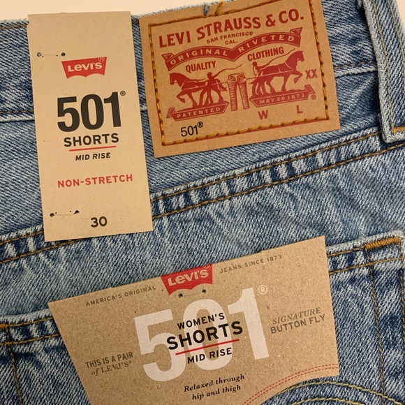 501 Levi’s Mid Rise Shorts - Picture 3 of 3